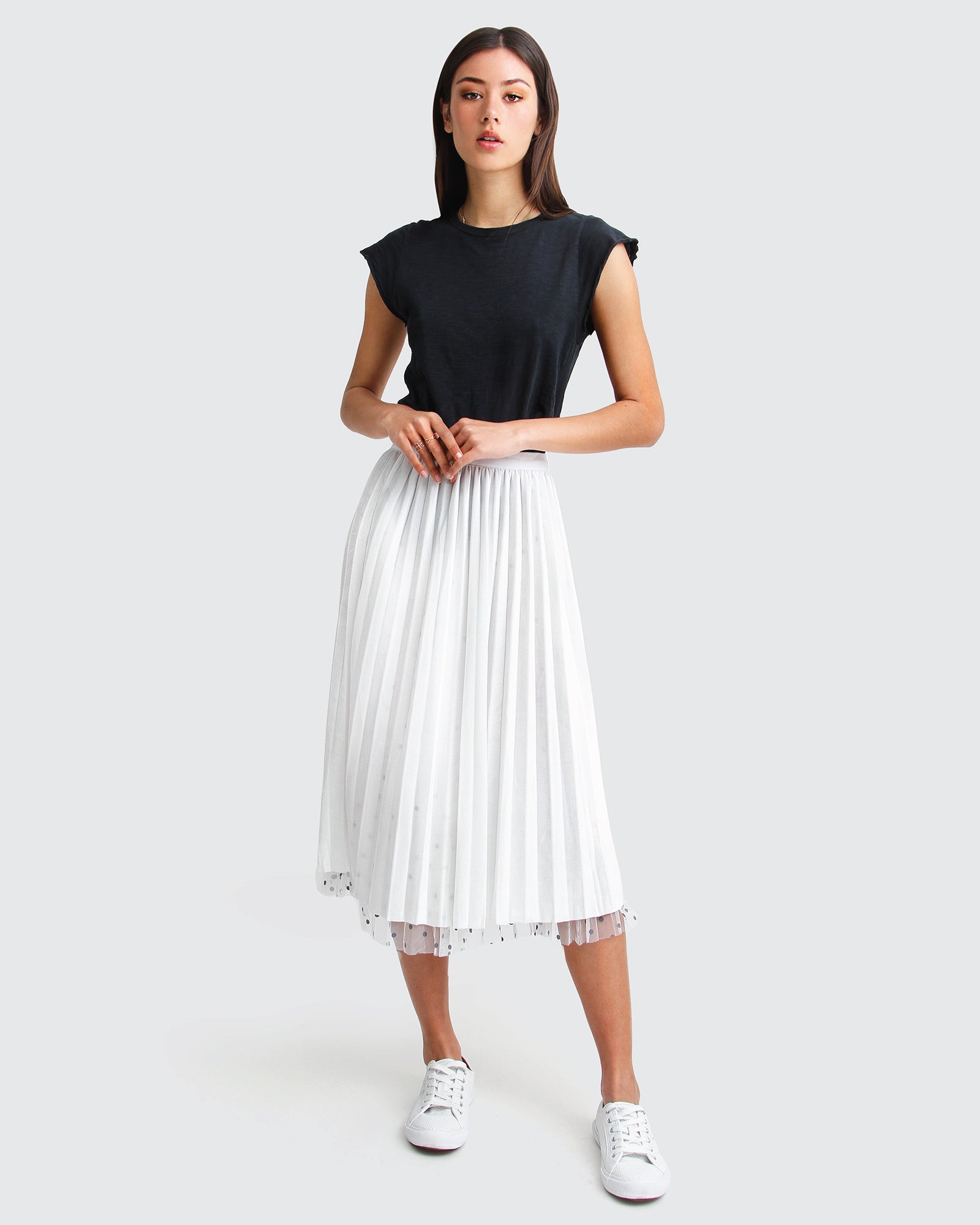 1-mixed-feeling-white-reversible-skirt-velvet-front_f5fa4c02-62dd-438d-93d9-1c3893985f8c.jpg