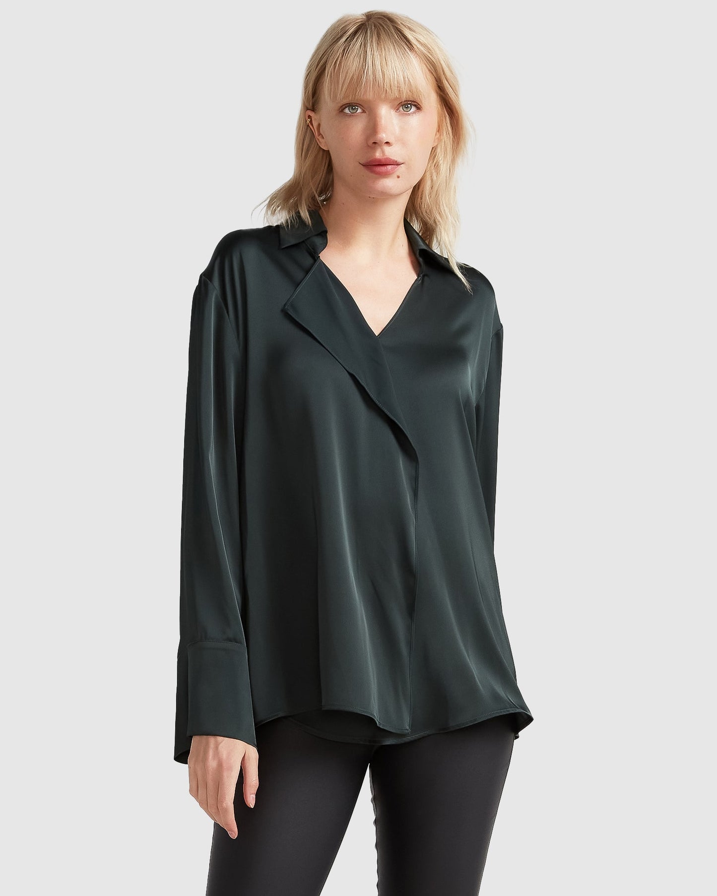 1_Gemini_Dark_Green_Untucked_Front.jpg