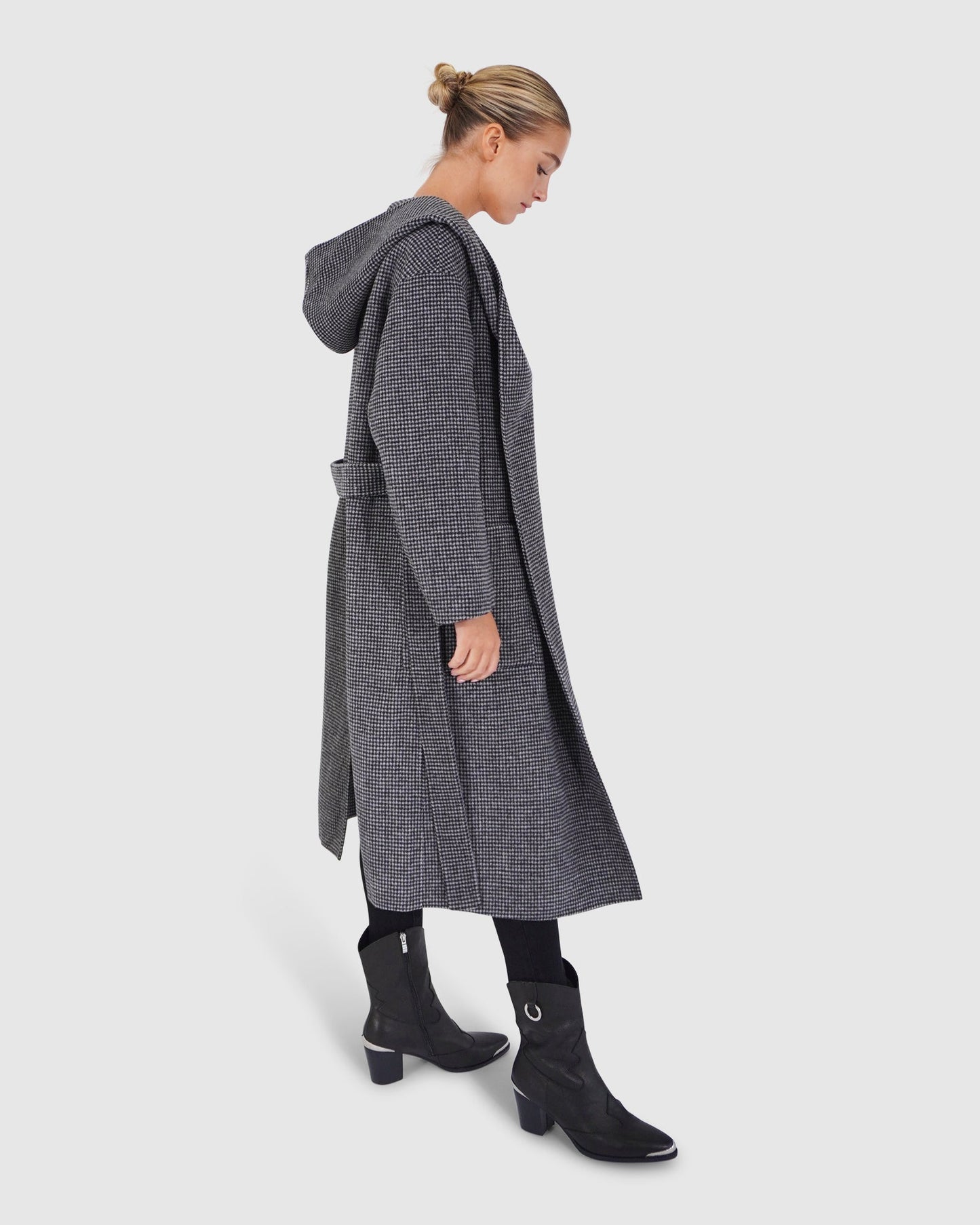 Arcadia Oversided Coat with Hood - Black/White