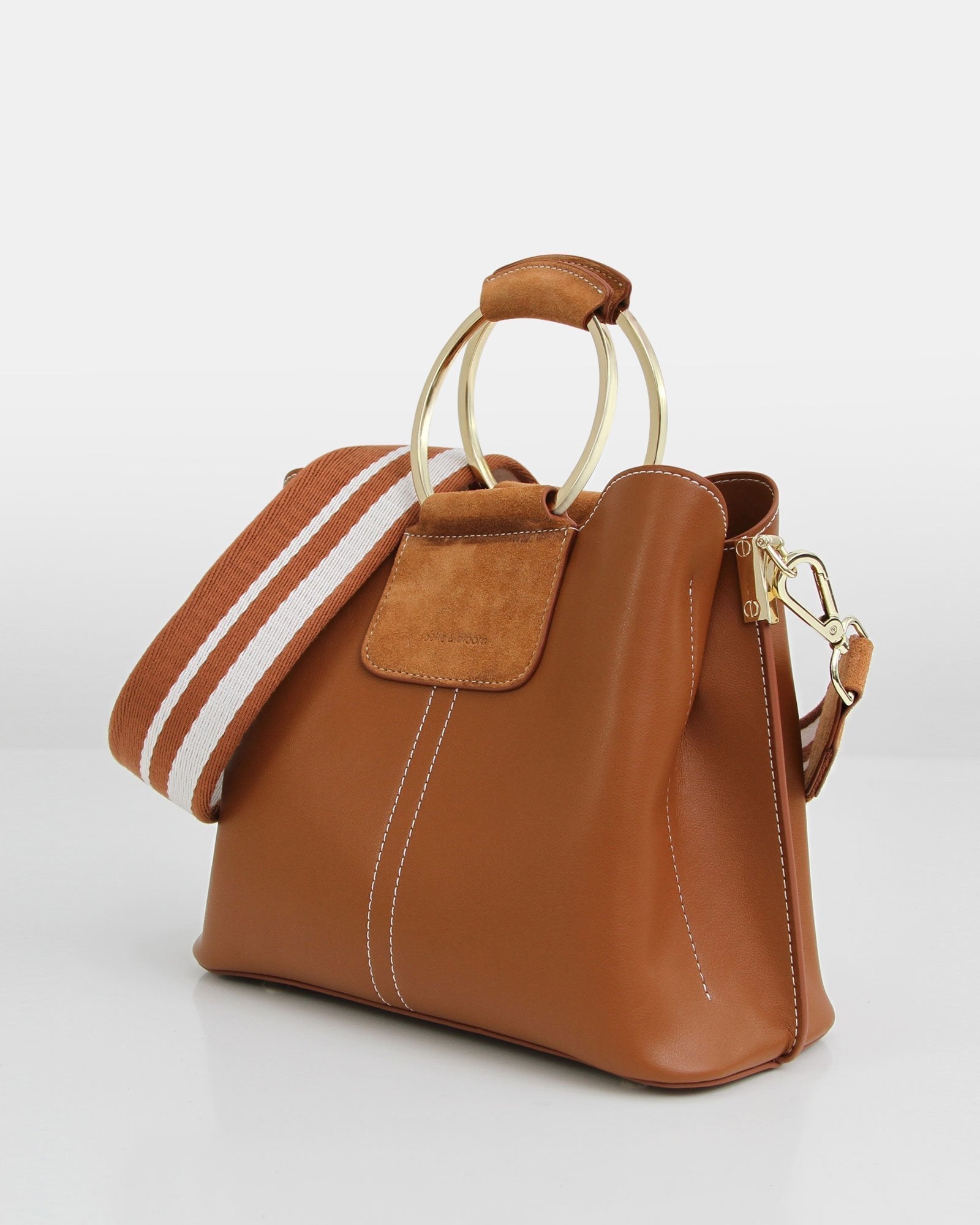 Brown-leather-handbag_35d83474-a1f2-476e-bc13-5cfb42961492.jpg