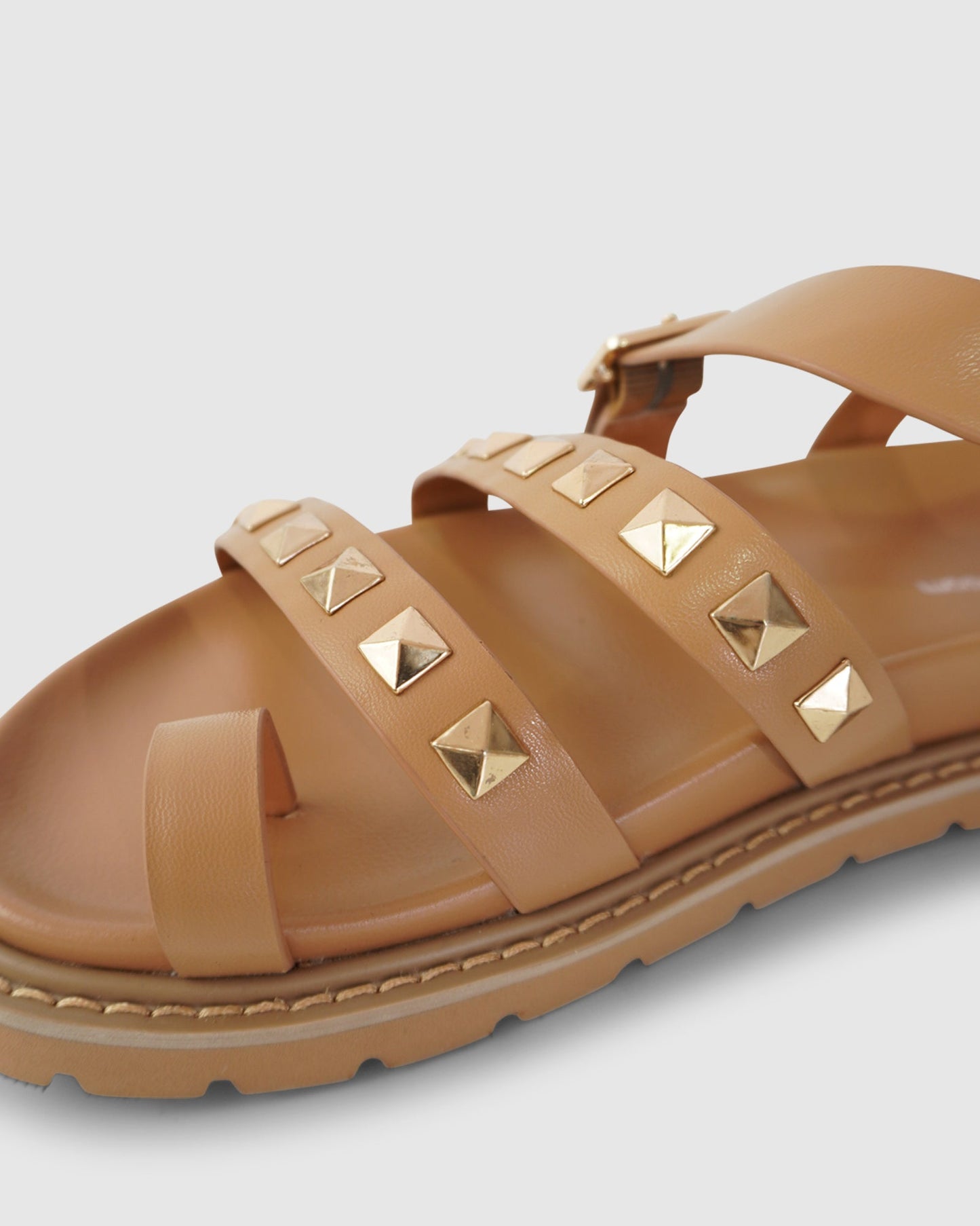 Morning Mood Chunky Stud Sandal - Camel