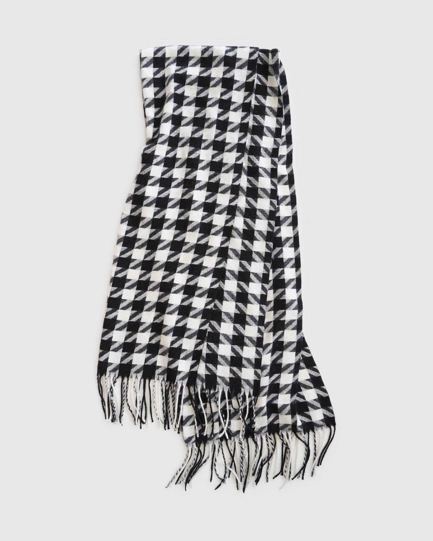 Return To Sender Houndstooth Scarf - Black/White