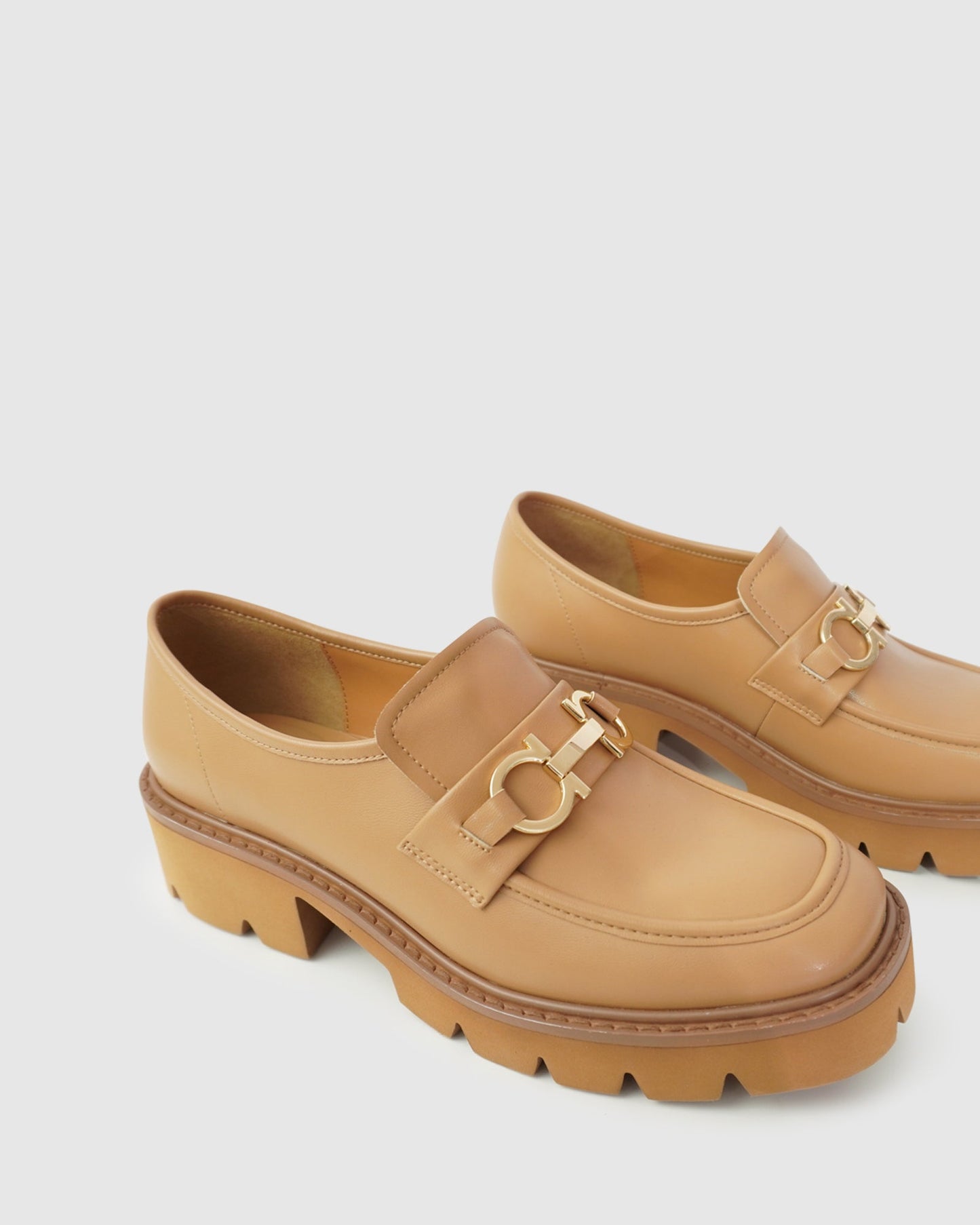 Wishing Well Loafer - Camel