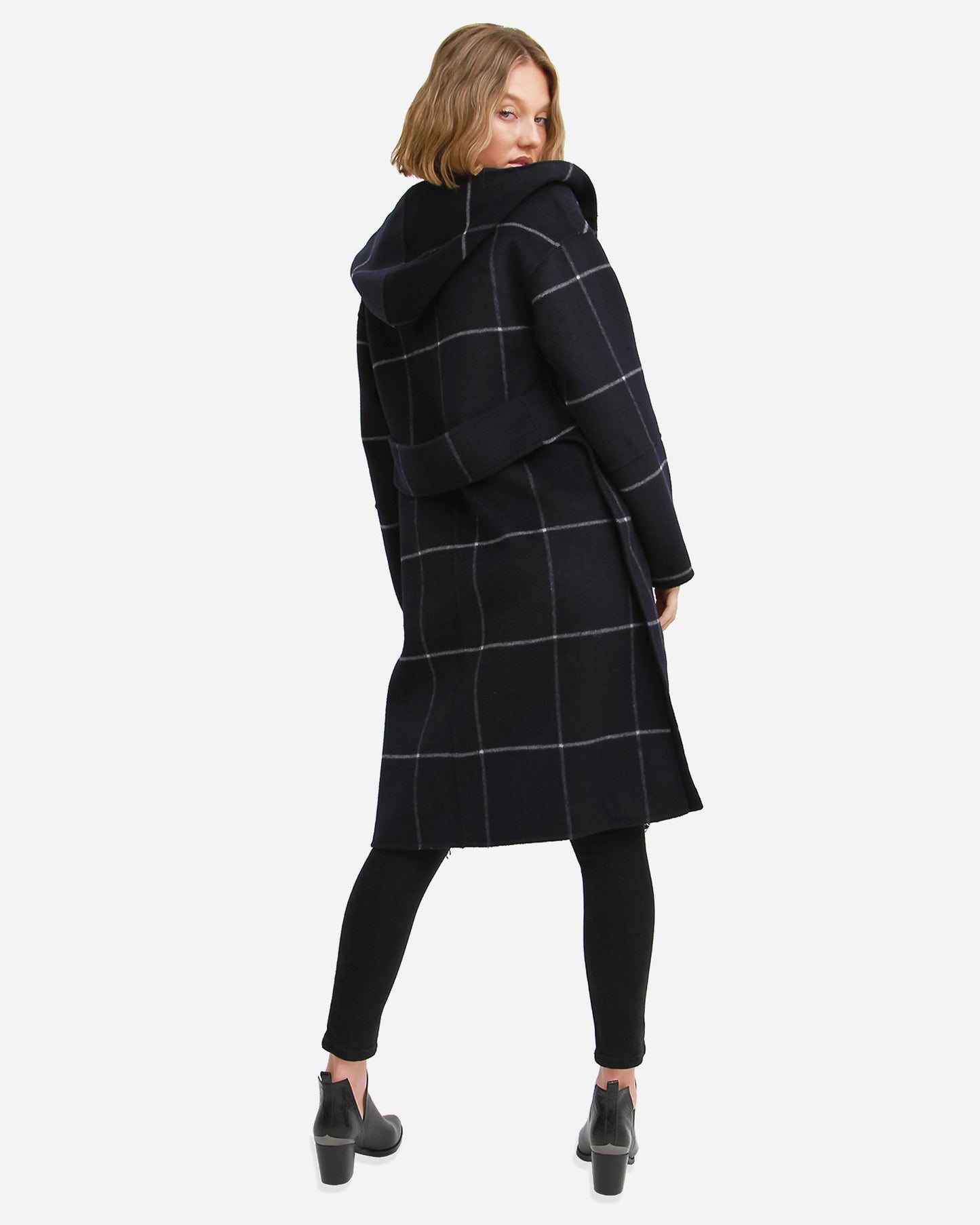 Walk-This-Way-Wool-Blend-Oversized-Coat-Back_01_26ddc2cf-5419-4fb4-895b-5f8744abab49.jpg