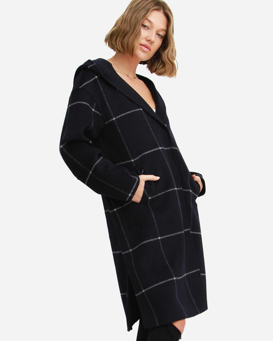 Walk-This-Way-Wool-Blend-Oversized-Coat-Croppe_01_068e2e2f-c3ee-4fe6-8ba1-b3fb46e2775c.jpg