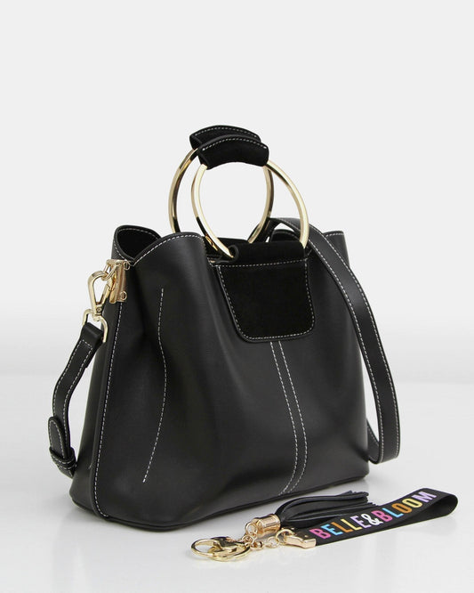 black-leather-bag-with-detachable-keychain_9bc509bd-77a0-49c0-b6cc-d608dfd16ebd.jpg