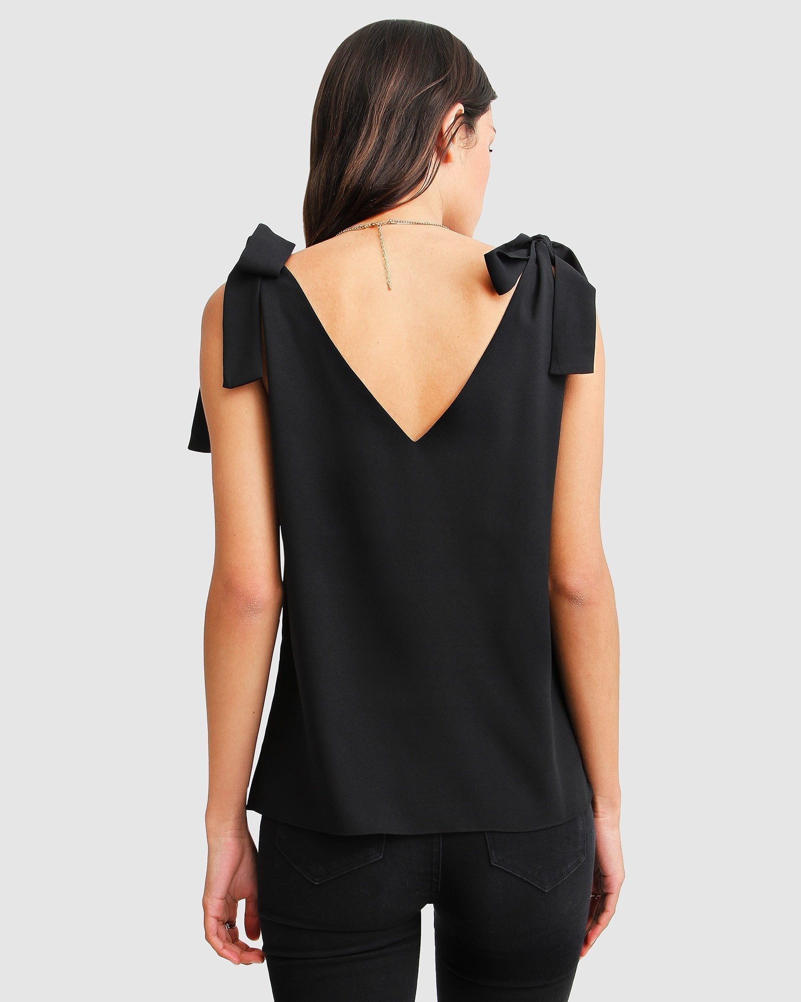 feel-for-you-V-neck-top-black-back_7a75098a-5d03-46c5-a005-4e861ae5fe3f.jpg