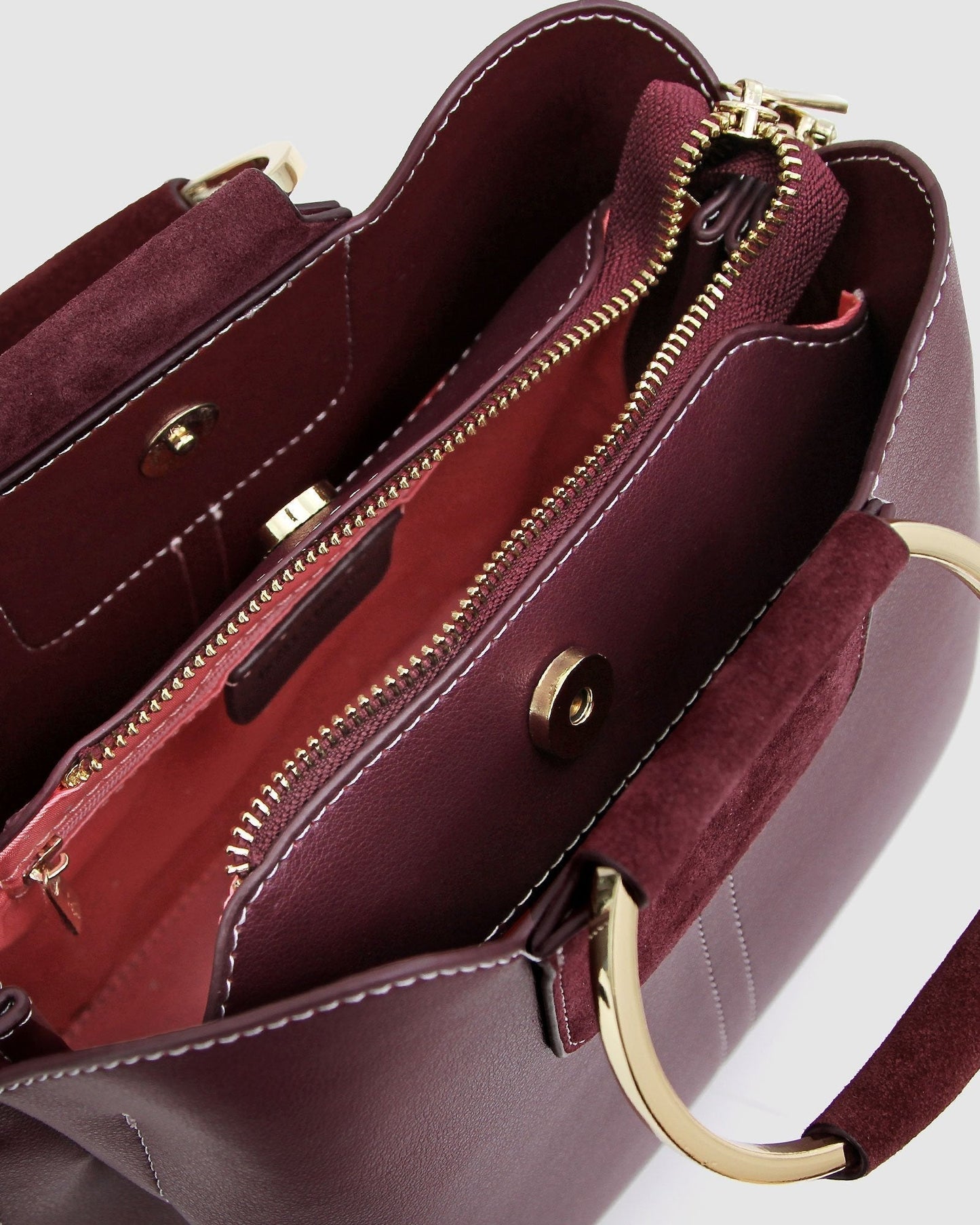 merlot-leather-bag-cross-body-inside_0cb2ad93-ff22-4995-aebd-8c5ca4277e42.jpg