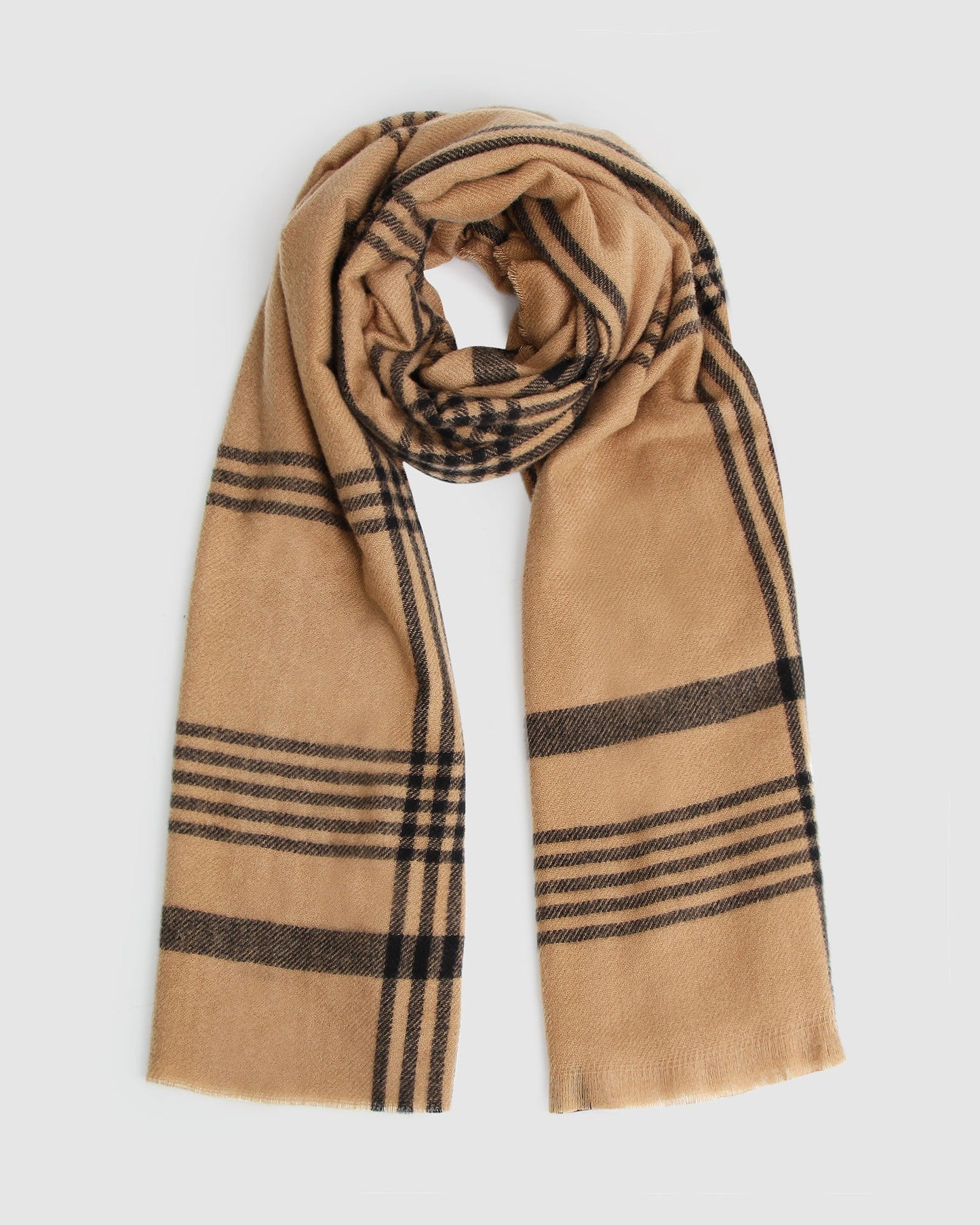 panorama-camel-check-scarf-front_05703c92-6131-4763-aa02-e6912cd09965.jpg