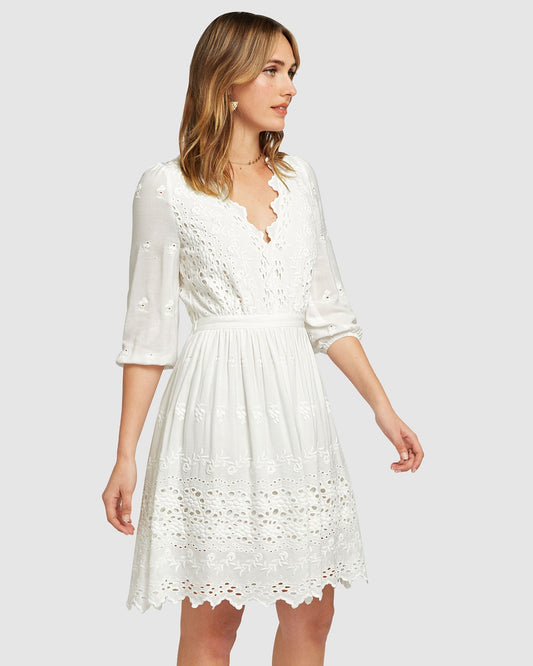 sweet-talk-white-lace-mini-dress-side_8cebf887-810d-480e-abd2-4c088912e318.jpg